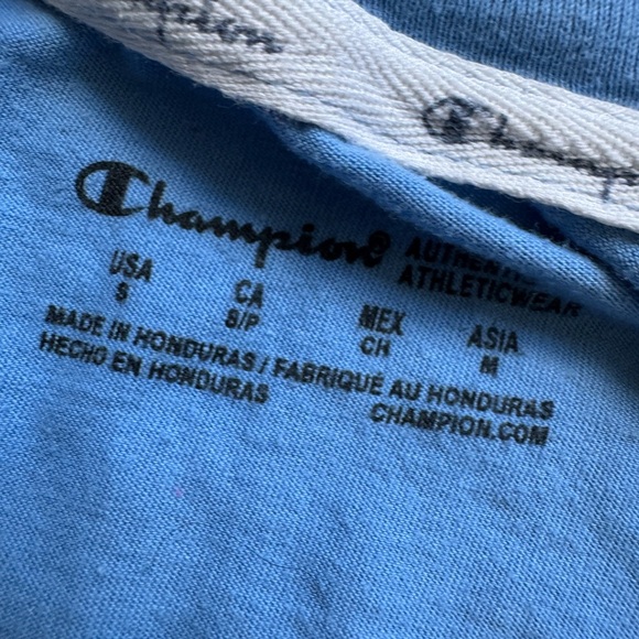 Champion Women's Cropped T-Shirt Gradient Logo Short Sleeve Blue Size S - Picture 3 of 6